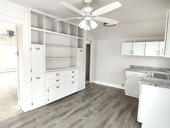 3rd image of 430 W Si Johnson Ave #2
