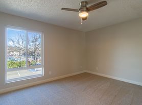 Courtyard Apartments