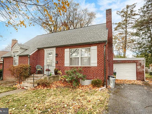 4th image of 3544 Schoolhouse Ln