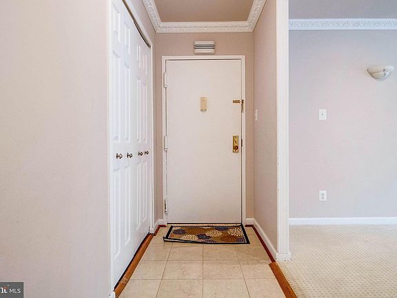 3rd image of 5805 Edson Ln APT 101