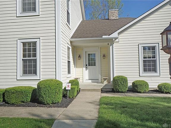 3rd image of 2850 Joy Dr