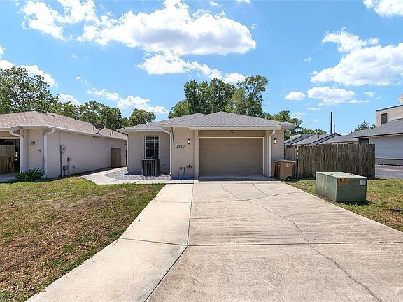 2nd image of 3620 NE 20th Pl