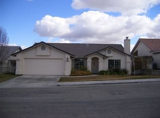 106 Lee St, Taft, CA 93268