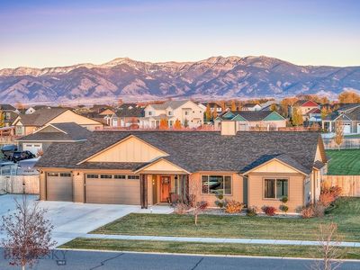 1097 Stewart Loop, Bozeman, MT, 59718