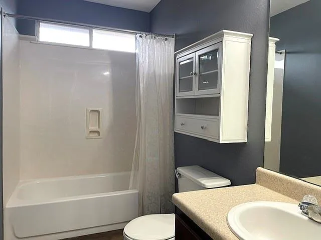 289 Lake Washington Dr — Photo 17