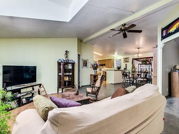 4th image of 6156 S Foxhunt Dr