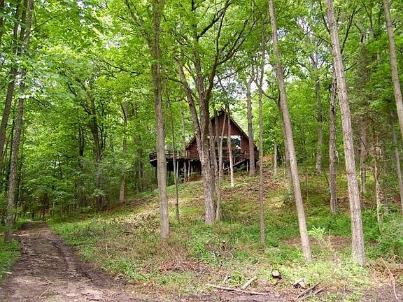 5th image of 3685 Daleview Dr