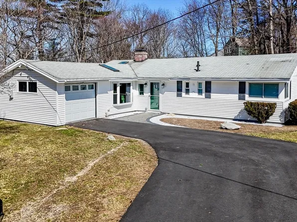 45 Donna St, Peabody, MA 01960