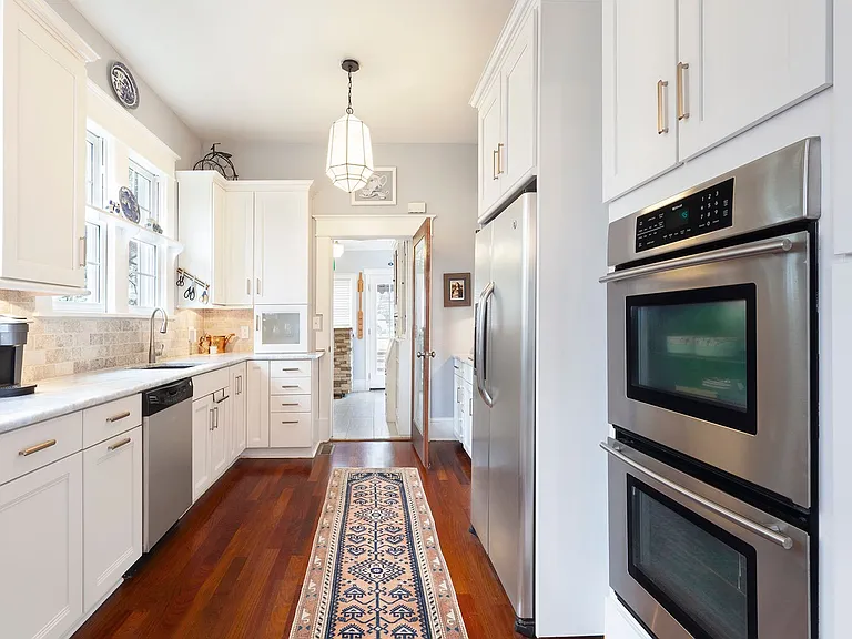 1179 Monroe Dr NE — Photo 10
