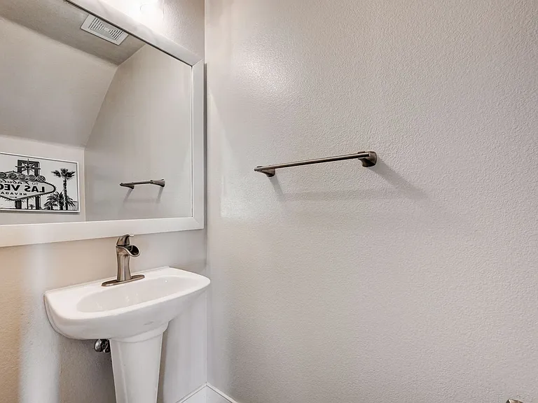 11092 Verismo St — Photo 10
