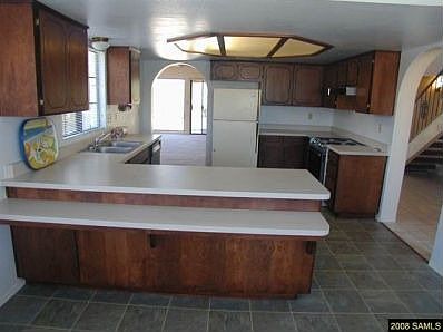 5th image of 3731 Saint Andrews Dr