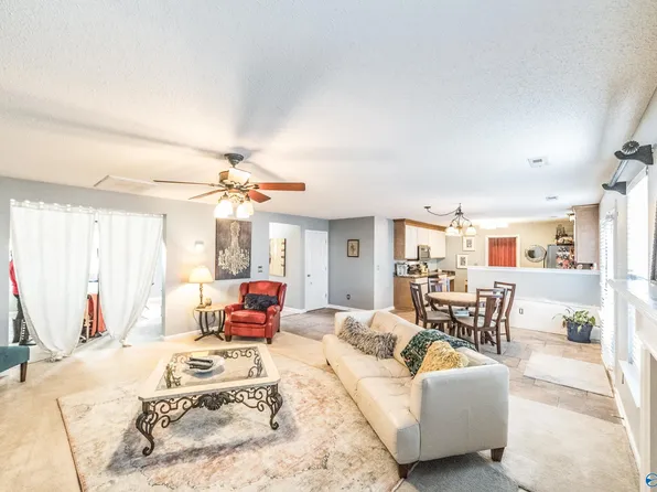 4819 Brownston Ct SE, Owens Cross Roads, AL 35763