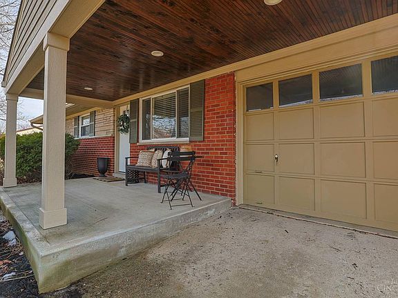 3rd image of 7155 Elkwood Dr