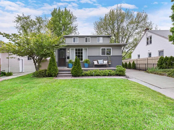 1641 Wordsworth St, Ferndale, MI 48220