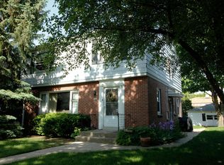 2960 N 77th St, Milwaukee, WI 53222