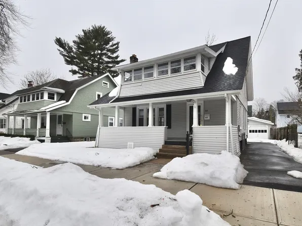 34 Castle St, Springfield, MA 01118