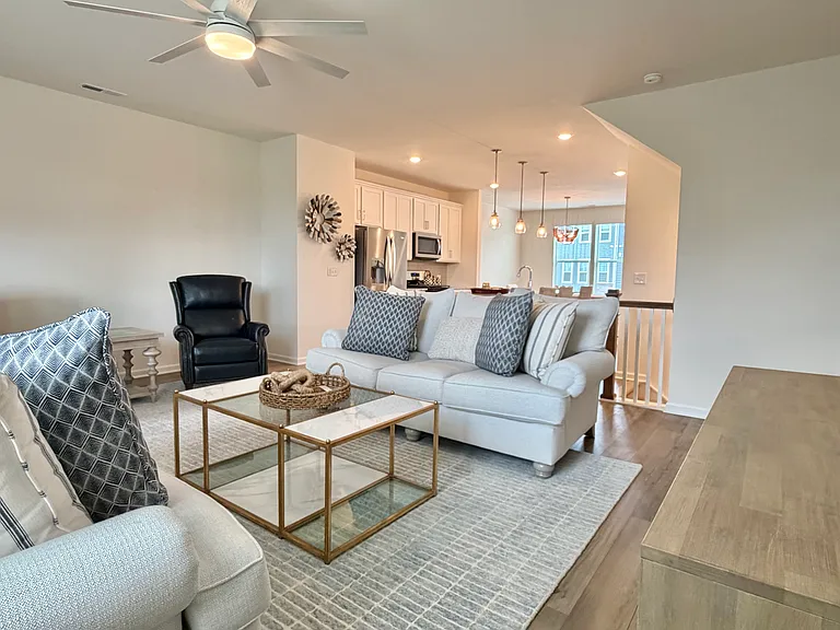 855 Parc Townes Dr — Photo 12