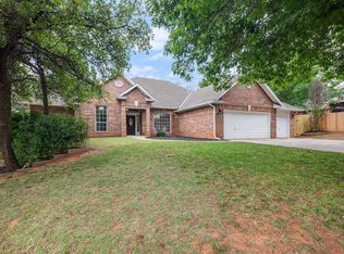 2209 Pawnee Xing, Edmond, OK 73034