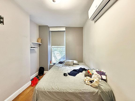 4th image of 297 Macdougal St #2