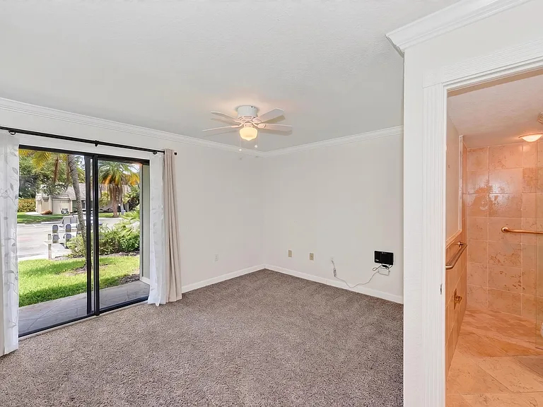 2220 Bahia Vista St #G4 — Photo 18
