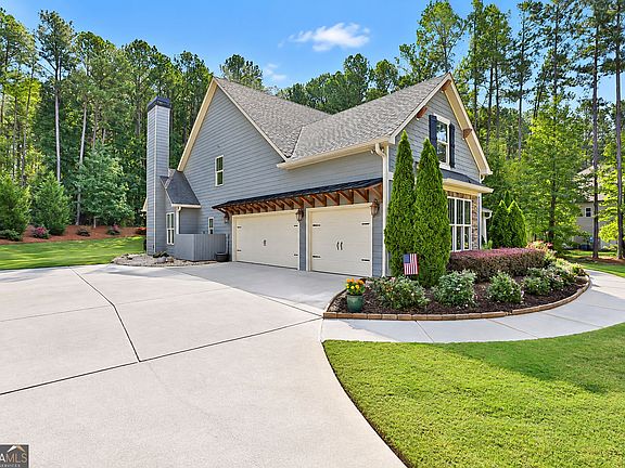 4th image of 104 Wynnward Way