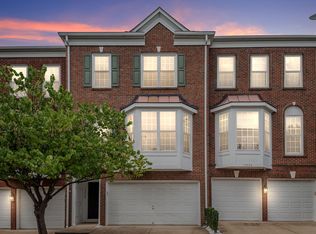 13428 Matthews Vista Dr, Centreville, VA 20120