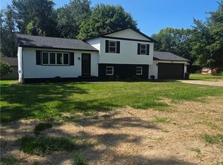 3246 E Waterloo Rd, Akron, OH 44312