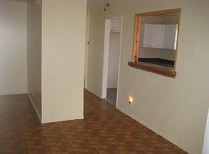 4th image of 7410 Sale Ave