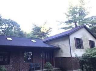 12 Hurley Rd, Troy, NY 12182