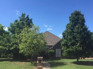 804 John Thomas Dr, Keene, TX 76059