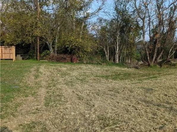 408 Blackshear, Navasota, TX 77868