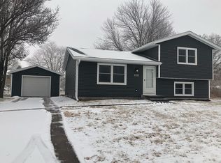 304 S Watkins St, Pleasantville, IA 50225