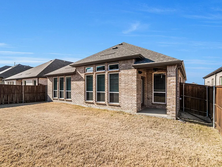 3304 Lake Palestine Rd — Photo 22
