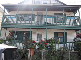 48 Blossom St, Lowell, MA 01852