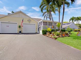 2502 SE Tropical East Cir, Port Saint Lucie, FL 34952