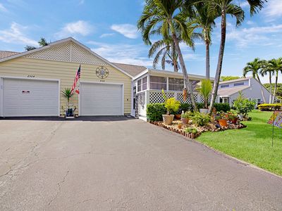 2502 SE Tropical East Circle, Port Saint Lucie, FL, 34952