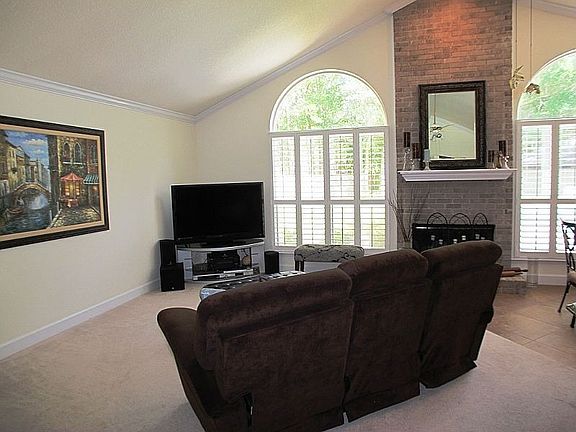 5th image of 1574 Stockton Dr