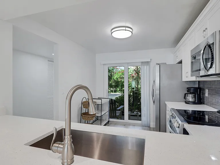 4001 Ice Castle Way #5-1 — Photo 6