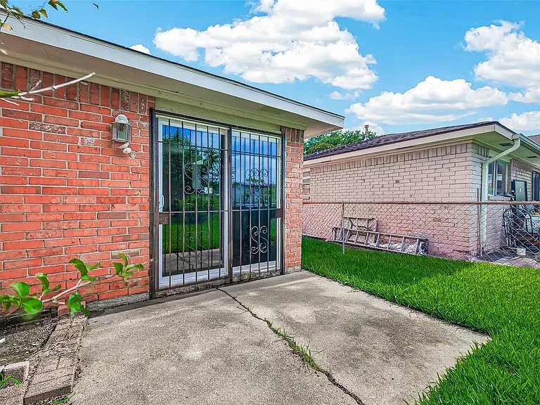 3102 Knotty Oaks Trl — Photo 30