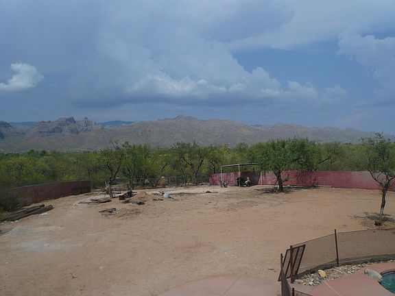 4th image of 3950 N Placita Sabino