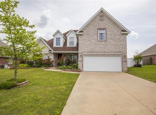 2344 N Hidden Creek Dr, Fayetteville, AR 72704