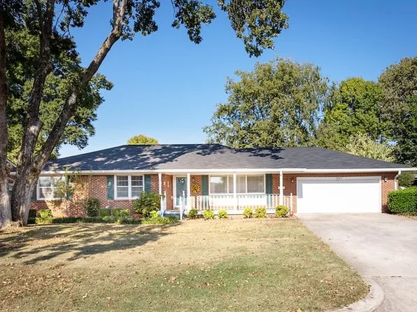 2117 Seyforth Dr NE, Huntsville, AL 35811