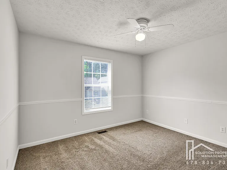 119 Twin Pines Ct — Photo 20