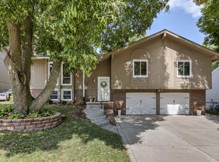 12746 Corby St, Omaha, NE 68164