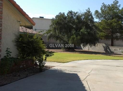 2nd image of 3355 Red Rock St