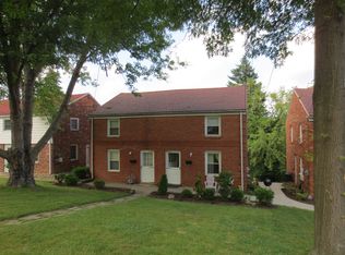 471 Serpentine Dr, Pittsburgh, PA 15243