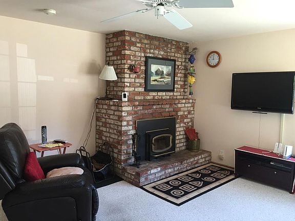 3rd image of 1170 Alicante Dr
