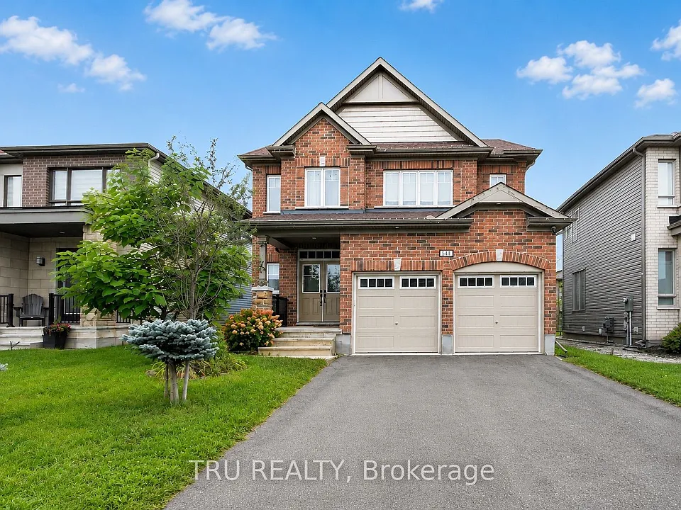 641 Parade Dr