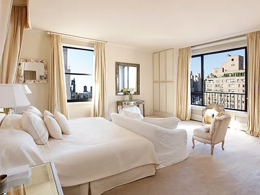 Sold by Sotheby's International Realty | media 8