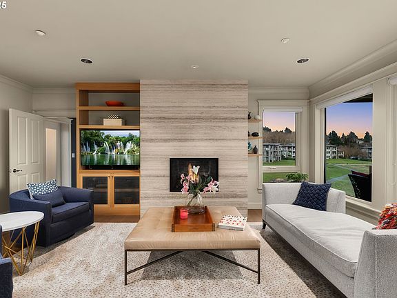 4th image of 5433 SE Scenic Ln Unit 301